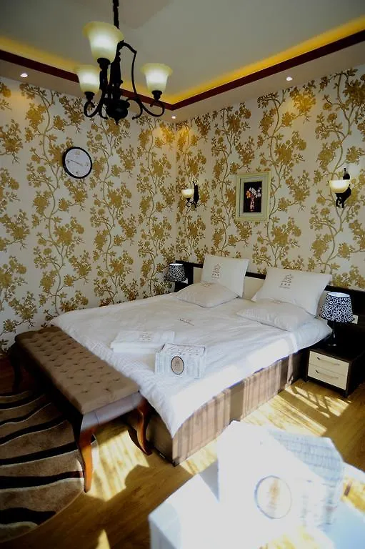 Hotel Sanapiro + Tbilisi