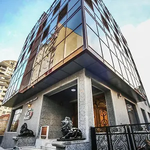 Wine Palace **** ティビリシ